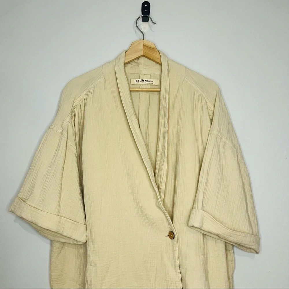 Free people we the free Lou short blazer size large